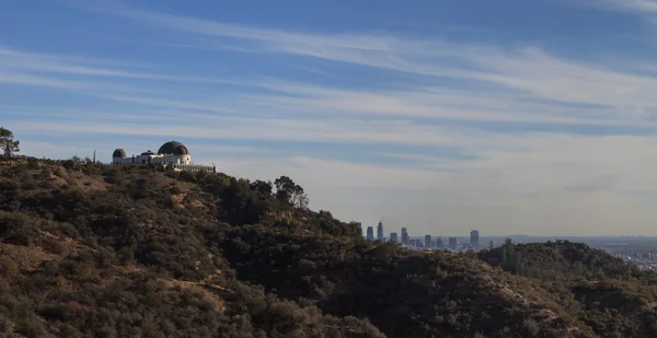 Skyline de Los Ángeles desde el Observatorio Griffith — Foto de Stock