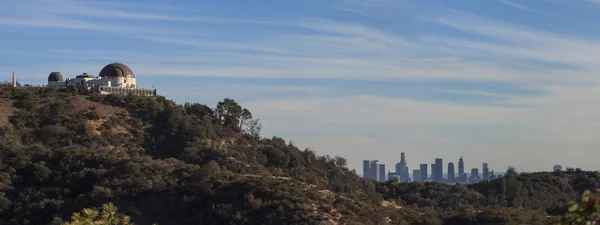 Skyline de Los Ángeles desde el Observatorio Griffith — Foto de Stock