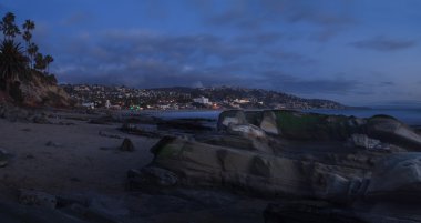 Gün batımı manzarasına ana plaj