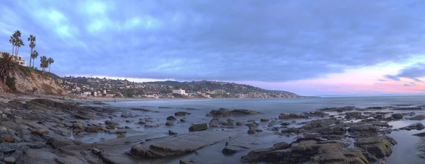 Panoramablick auf den Hauptstrand bei Sonnenuntergang — Stockfoto