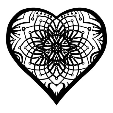 Mandala desenli elle çizilmiş kalp şekli