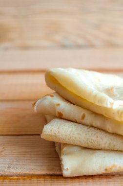 Masanın üzerine lezzetli gözleme