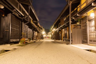 Gifu Japonya gece kasabada Takayama.