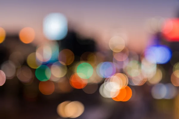 City blurred in twilight time for background. — Stock Photo, Image