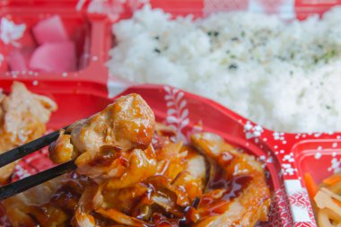 Japonya yemekleri, ızgara tavuk.