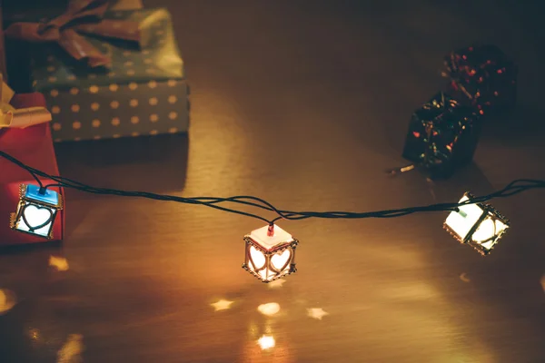 Hart licht, licht van Kerstmis en Ornament versieren prettige kerstdagen en gelukkig Nieuwjaar — Stockfoto