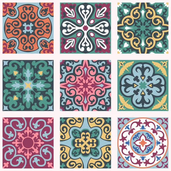 Set with Beautiful ornamental tile background. — Stock Vector