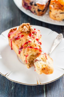 fındık lı porsiyonlu börek