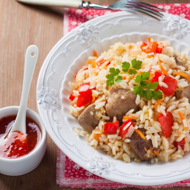 etli haşlanmış pirinç