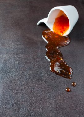 Tencerede biber sosu