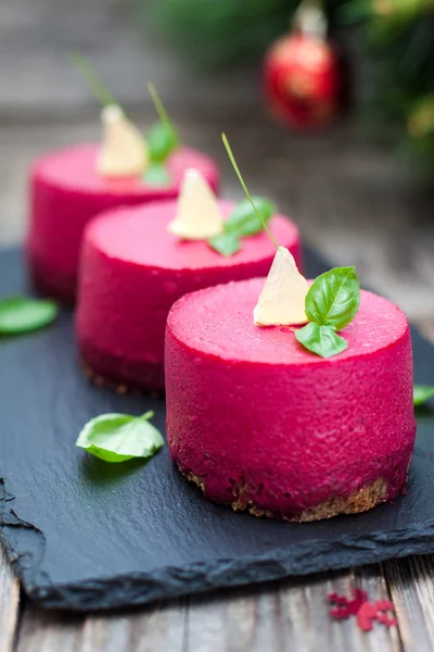 Pancar mousse ile ringa balığı