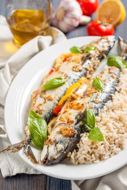 limon ile fırında uskumru