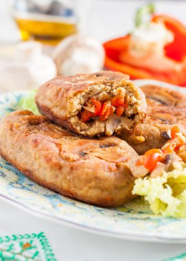 Pirzola patlıcan dolması