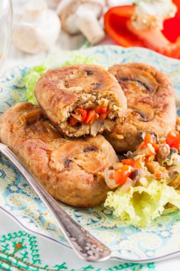 Pirzola patlıcan dolması