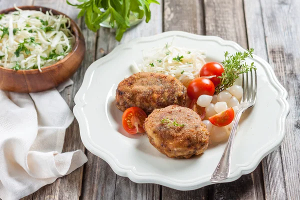 Et pirzola peynir ile.