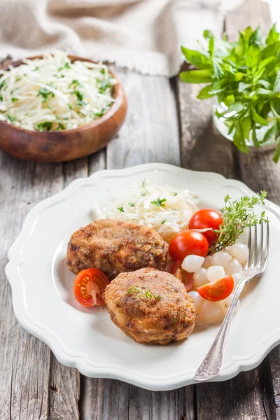 Et pirzola peynir ile.