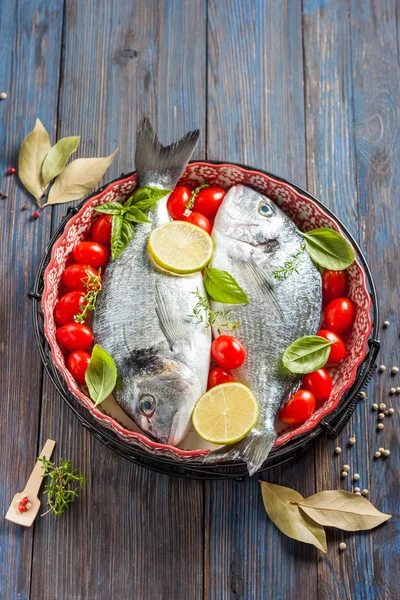 Gebakken Sea bream/Dorado — Stockfoto