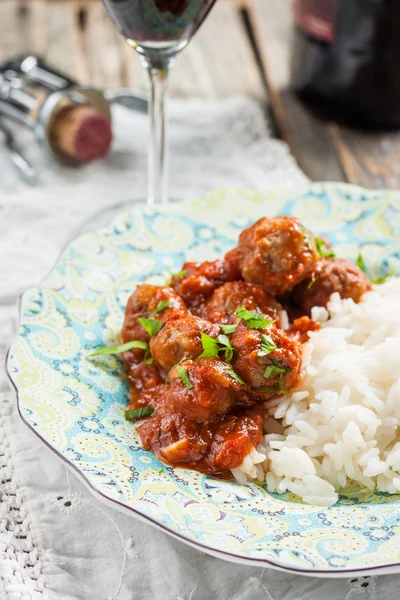 Bolas de carne em molho de vinho tinto — Fotografia de Stock