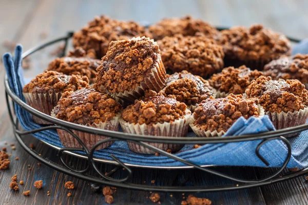 Chokladmuffins med streusel — Stockfoto