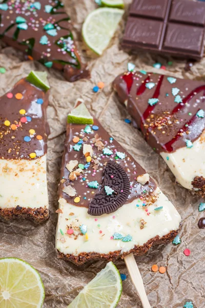 Postre de Navidad. Tarta de lima —  Fotos de Stock