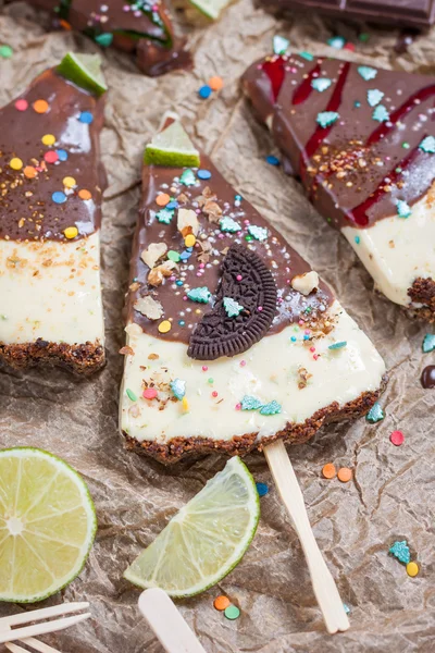 Postre de Navidad. Tarta de lima —  Fotos de Stock