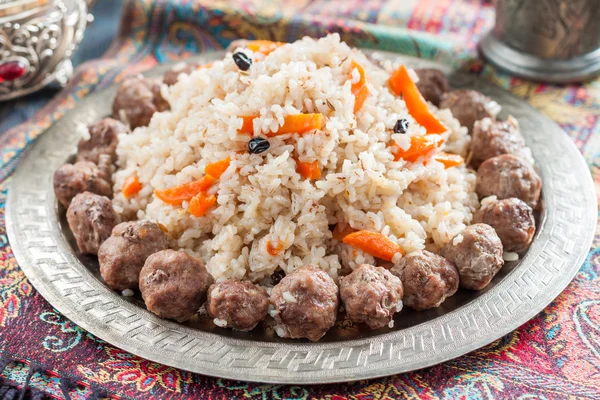 Pilaf or rice with meatballs — Stock fotografie