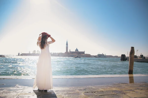 Noiva europeia em Veneza — Fotografia de Stock