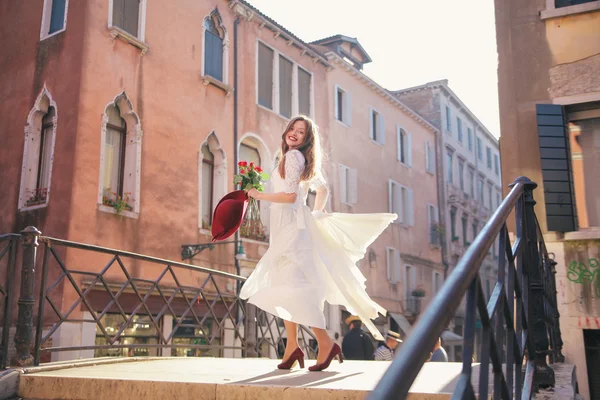 Noiva europeia em Veneza — Fotografia de Stock