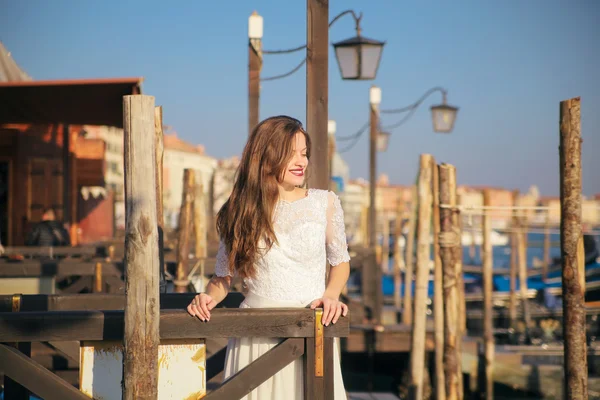 Novia europea en Venecia —  Fotos de Stock