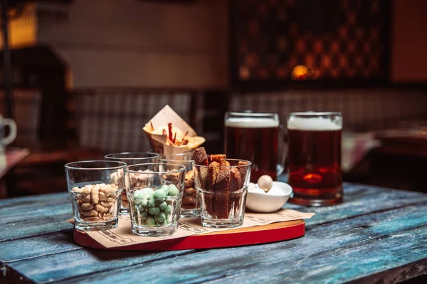 Snacks Till Glas Glas Och Två — Stockfoto