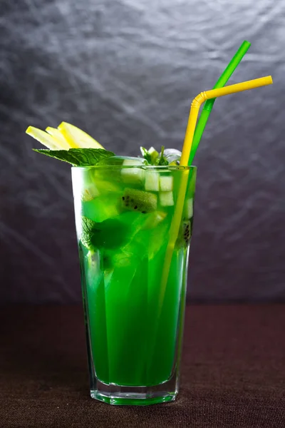 Green Lemonade Apple Mint Glass Glass — Stock Photo, Image