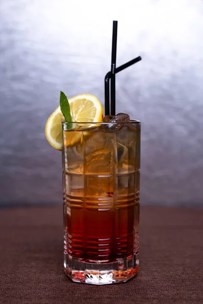 Cold Lemonade Lemon Ice Glass — Stock Photo, Image