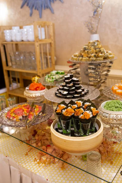 Japanese Food Rolls Sushi Restaurant Buffet — Stock Photo, Image