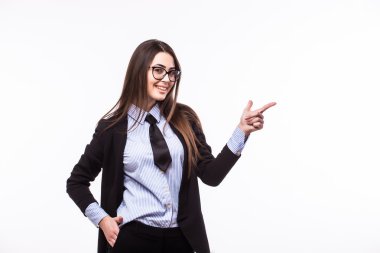 mutlu bir şey gösteren gülümseyen genç güzel iş 