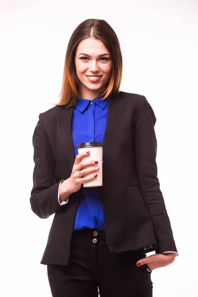 Mooie jonge vrouw met kopje koffie in haar hand. — Stockfoto
