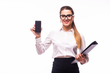 Tablet bilgisayarınızla ayakta gülümseyen iş kadını