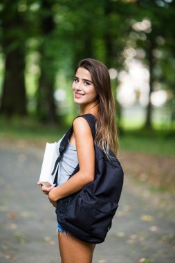 Açık güzel kız portresi