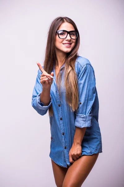 Beautiful stylish girl making selfie — Stock Photo, Image