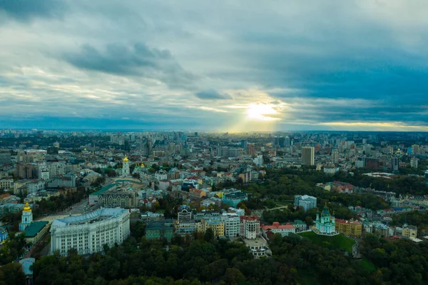 Vista Aérea Sobre Distritos Kiev Maior Cidade Capital Ucrânia — Fotografia de Stock