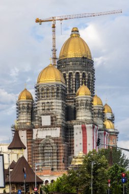 Juny, 2021 - Bükreş, Romanya: Halkın Kurtuluş Katedrali Mantuirii Neamului şantiyesi. Hıristiyan ortodoks katedrali detay görünümü.