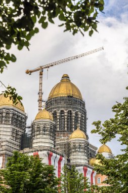 Juny, 2021 - Bükreş, Romanya: Halkın Kurtuluş Katedrali Mantuirii Neamului şantiyesi. Hıristiyan ortodoks katedrali detay görünümü.