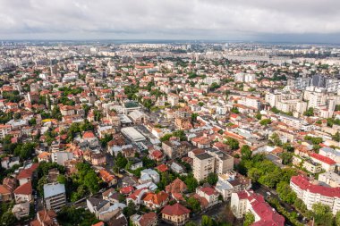 Juny, 2021 - Bükreş, Romanya: Bükreş 'in orta kesiminde hava panoramik manzarası