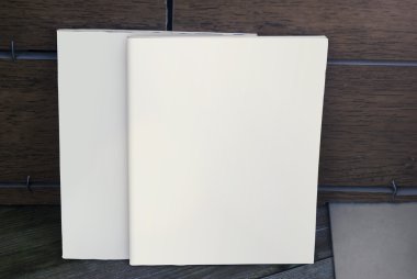 Mock-up dergi ve Katalog, tasarımınız için kapak.