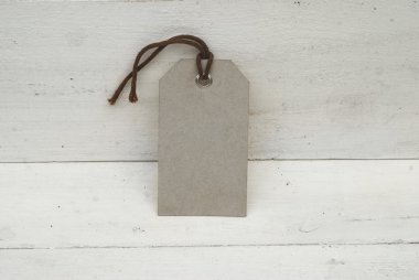 Ahşap arka plan etiketi yukarı alay.