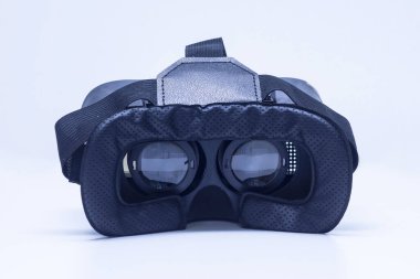 Sanal gerçeklik için gözlük ve 360 derecelik video. Akıllı telefon için VR başlığı