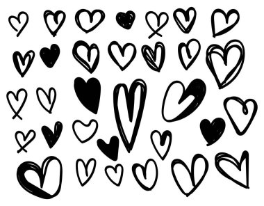 Bir dizi el çizilmiş kalp.