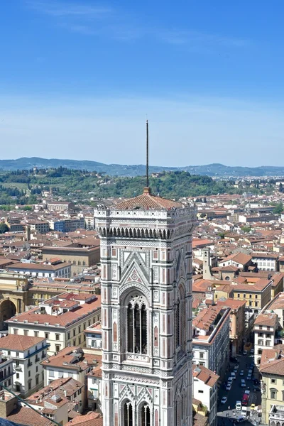 Looking out over the city of Florence in Italy — Stock Photo, Image