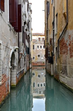 Venedik büyüleyici kanal manzaralı