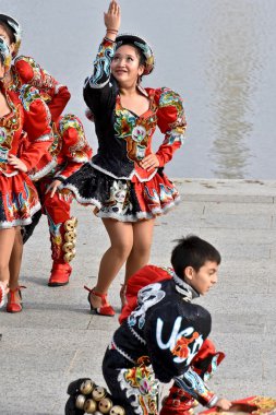 Ulusal Mall Washington Dc, Caporales San Simon dansçılar gerçekleştirmek