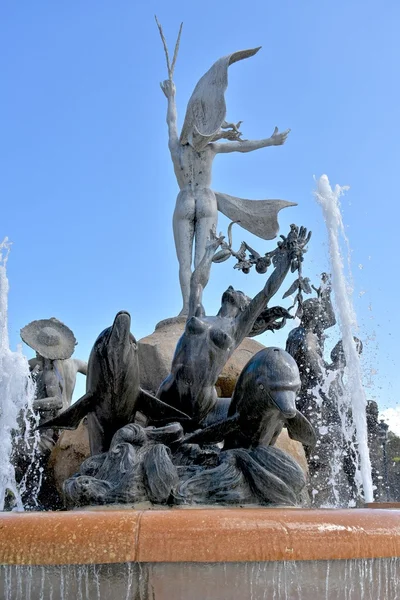 噴水とプエルト ・ リコの像 — ストック写真